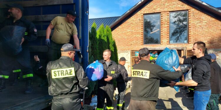 Otoka, Łoniów: Wielki finał „Szafowania dla Bartoszka”.