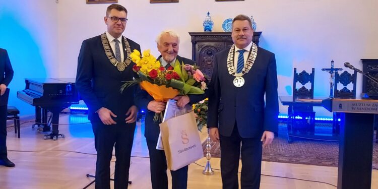 Sandomierz: Przyznano tytuły Honorowego Obywatela Miasta.