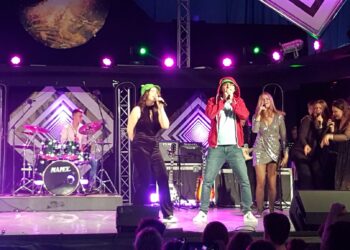 Tarnobrzeg. Koncert LO Kopernika. Świetna muzyka i dobra energia.