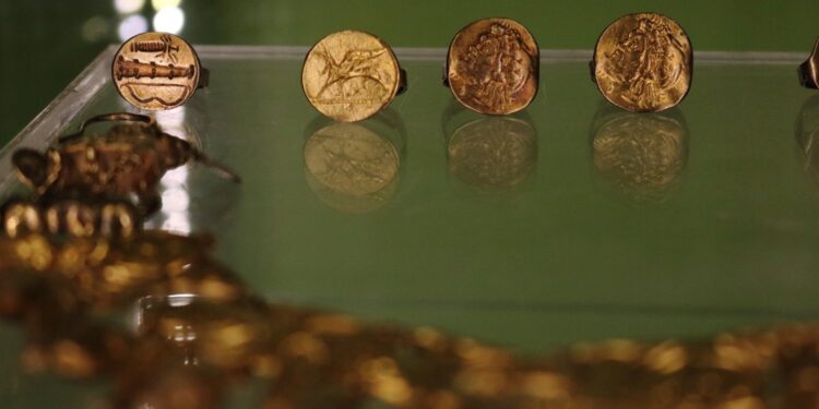 Sandomierz: Wystawa archeologiczna „Chotyniec – wrota do antycznej Scytii”.