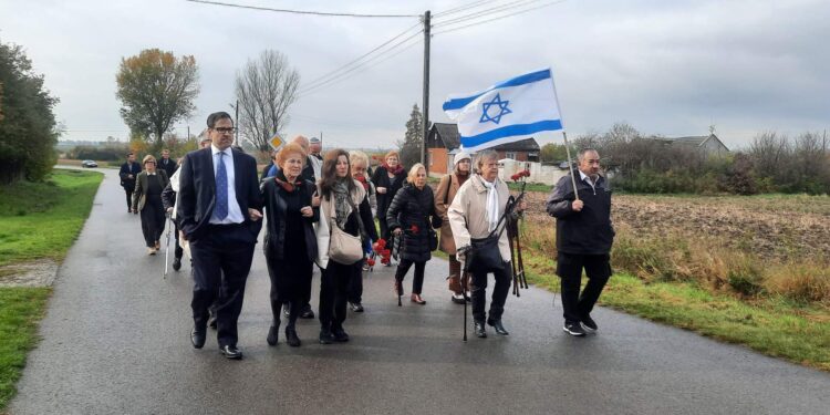 Opatów, Jasice: Uczczono pamięć o tragicznej historii opatowskich Żydów.