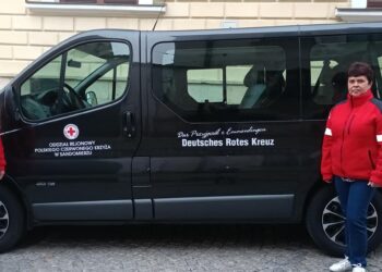 Sandomierz: Oddział rejonowy PCK ma nowy samochód.