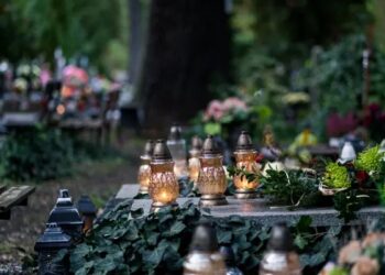 Mielec:  Zbliża się czas  Wszystkich Świętych