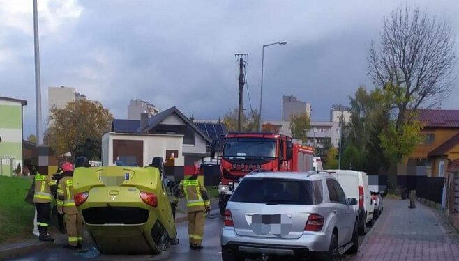 Tarnobrzeg. Dachowanie na Żeromskiego.