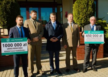 Nowa Dęba, Majdan Królewski. Pieniądze na drogi od Lasów Państwowych