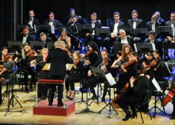 Mielec: Inauguracyjny  koncert VI sezonu artystycznego Mieleckiej Orkiestry Symfonicznej.