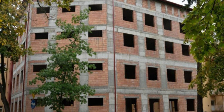 Nisko: Dobiegł końca pierwszy etap rozbudowy Szpitala Powiatowego w Nisku