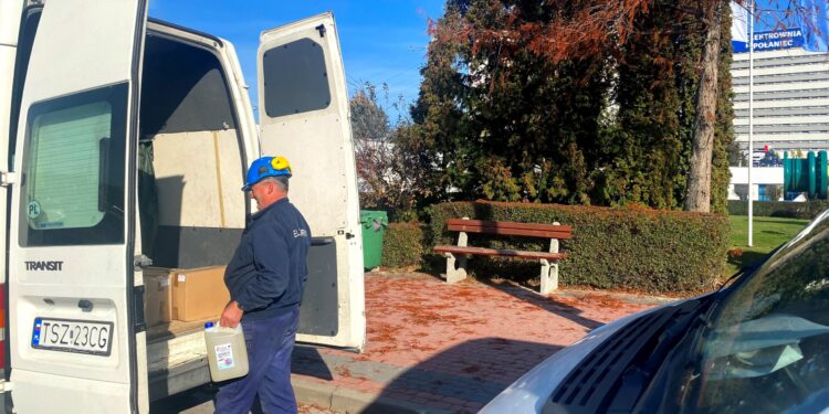 Połaniec: Enea Połaniec po raz kolejny przekazała mieszkańcom środki do dezynfekcji