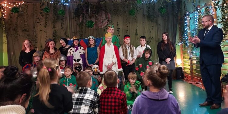 Góry Wysokie: „Balladyna” czyli wielki teatr w małej szkole po raz drugi.