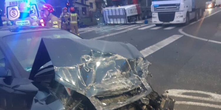 Sandomierz: Zderzenie aut o poranku