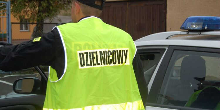Mielec: Dzielnicowi zatrzymali osoby ukrywające się przed organami ścigania