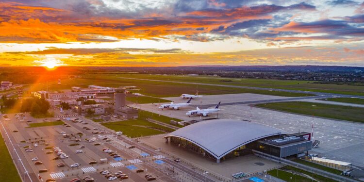 Region: 16,5 mln euro dla lotniska!