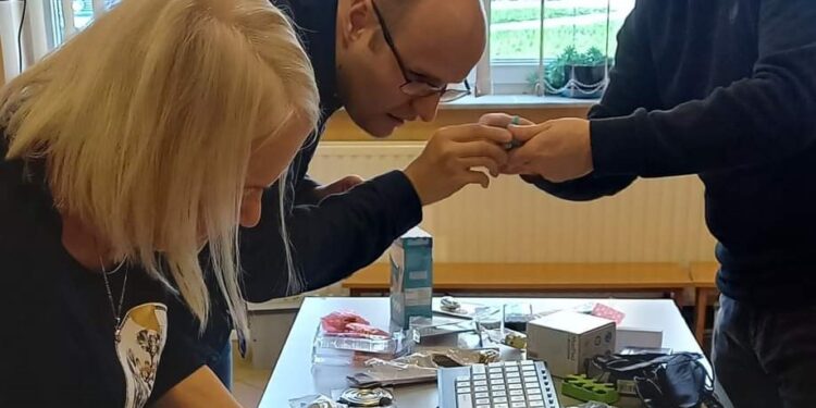 Tarnobrzeg. Integracja i nowoczesne technologie. Spotkanie dla osób z dysfunkcją wzroku.