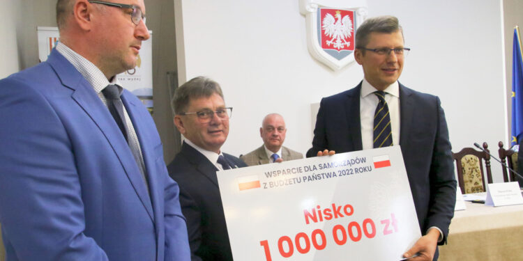 Nisko: Milion złotych na wydatki bieżące i inwestycje sportowe