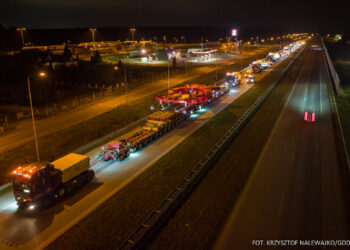 Podkarpacie: Utrudnienia w ruchu na drogach regionu w związku z transportem ponadgabarytowym