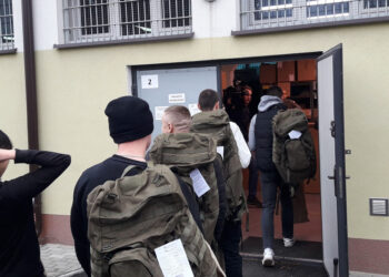 Nisko: Ochotnicy rozpoczęli ostatni w tym roku szkolenie w ramach Dobrowolnej Zasadniczej Służby Wojskowej