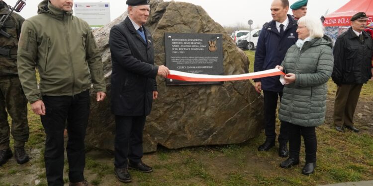 Stalowa Wola: Obwodnica Stalowej Woli i Niska otrzymała imię Armii Krajowej