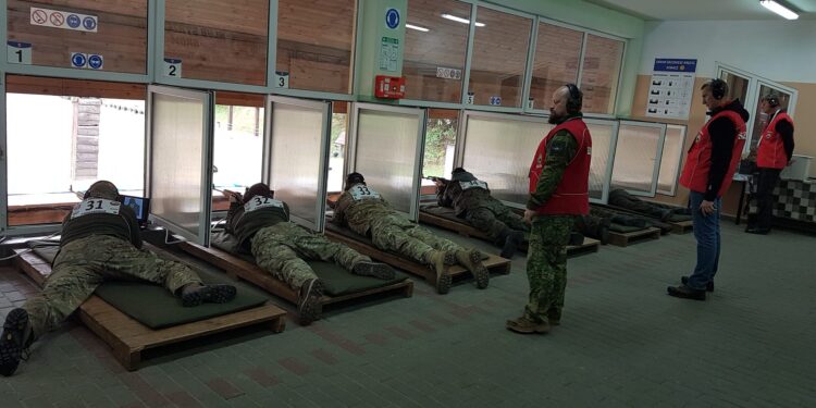 Tarnobrzeg. Otwarte zawody strzeleckie z okazji 11 listopada.