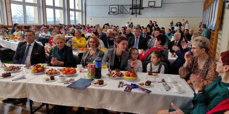 Padew Narodowa: Gminne Igraszki Mikołajkowe