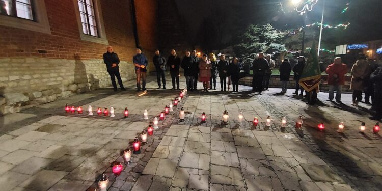 Sandomierz: Obchody 41. rocznicy wprowadzenia stanu wojennego.