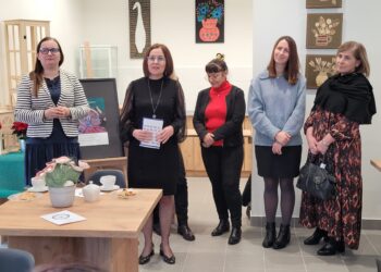 Sandomierz: Kawiarnia „Akwarium” w Centrum Zdrowia Psychicznego – miejsce spotkań i wsparcia.