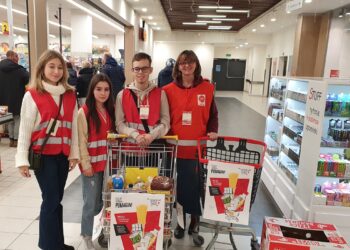 Sandomierz: Zbiórka Żywności Caritas „Tak! Pomagam”.