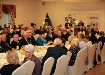 Staszów: Emeryci z Siarkopolu świętowali Barbórkę.