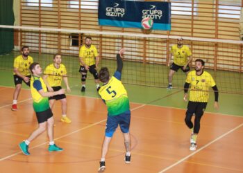 Staszów: Siatkarze ze starostwa Staszów najlepsi