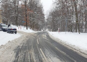 Tarnobrzeg. Droga na prom już po remoncie.