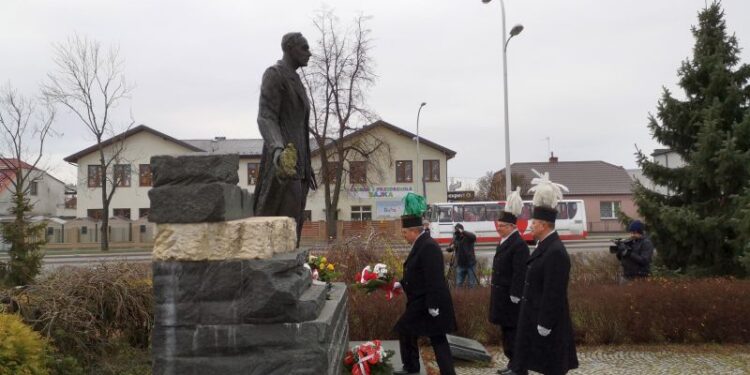 Tarnobrzeg. Górnicza brać uczci Barbórkę.