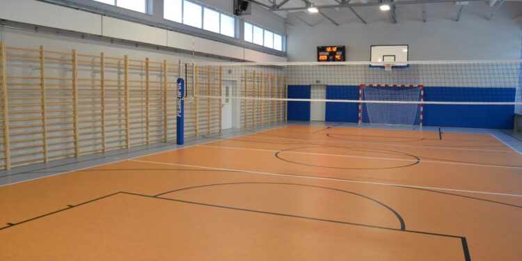 Stalowa Wola: Sala gimnastyczna w CEZ po remoncie