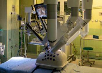 Szpital Wojewódzki w Rzeszowie  ma swojego robota da Vinci.