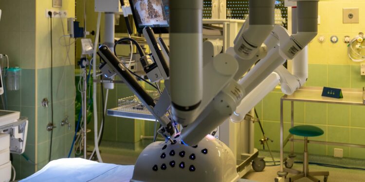 Szpital Wojewódzki w Rzeszowie  ma swojego robota da Vinci.