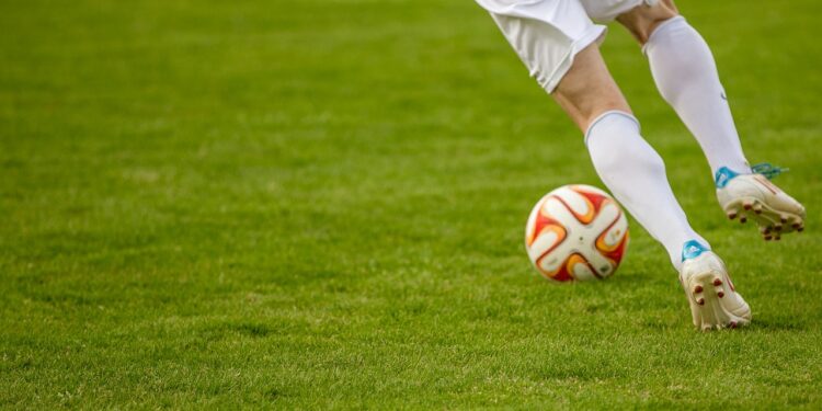 Grębów. Doposażą kluby sportowe