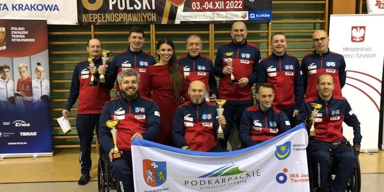 Tarnobrzeg. Tenisiści IKS JEZIORO Tarnobrzeg z sukcesami.