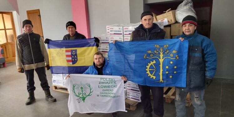 Tarnobrzeg. Myśliwi pomagają cywilom na Ukrainie