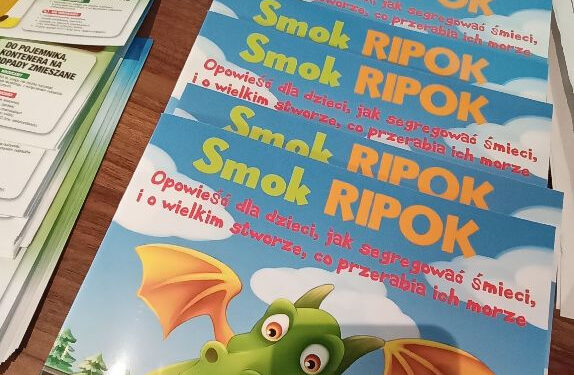 Stalowa Wola: Nagrody w konkursie zbiórki makulatury i sprzętu elektrycznego rozdane