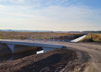 Tuszów Narodowy: Nowe mosty