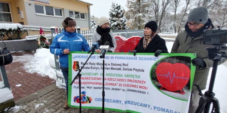 Stalowa Wola: Nakrętki z serca na sprzęt rehabilitacyjny i prośba o kolejne wsparcie Szansy