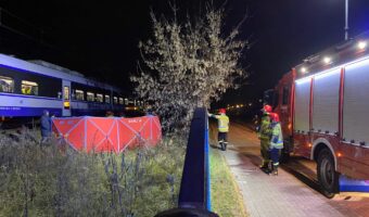 Stalowa Wola: Śmiertelny wypadek na torach kolejowych.