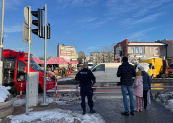 Stalowa Wola: Sygnalizacja na przejściu przy wiadukcie na Okulickiego wyłączona