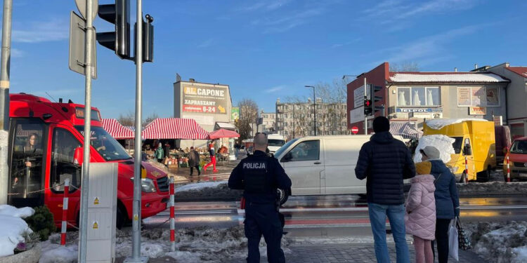 Stalowa Wola: Sygnalizacja na przejściu przy wiadukcie na Okulickiego wyłączona