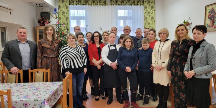 Sandomierz: „Dobrze, że jesteś”.