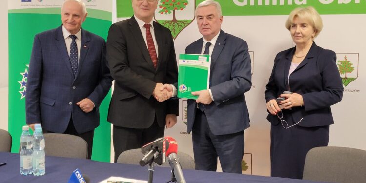 Samborzec: Będzie kanalizacja i wodociąg.