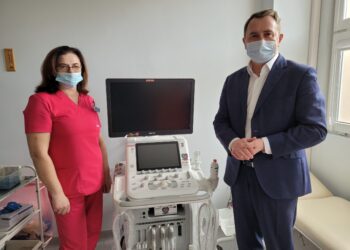 Sandomierz: Nowy aparat usg na oddziale reumatologii.