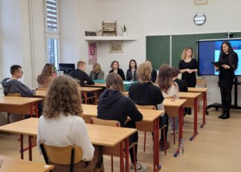 Sandomierz: Dyktando z królewskim miastem w tle.