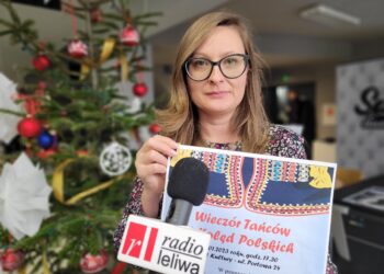 Sandomierz: „Wieczór tańców i kolęd polskich”.