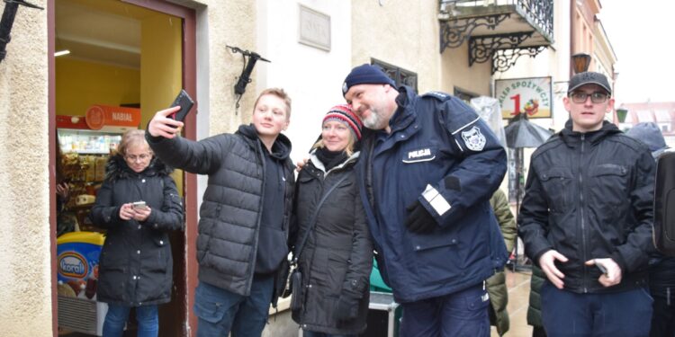 Sandomierz: Świeża krew na planie „Ojca Mateusza”.