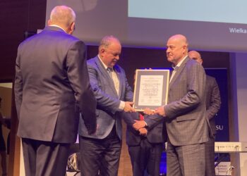 Sandomierz, Tarnobrzeg: Podkarpacka Nagroda Gospodarcza 2022 dla Pilkington Automotive Poland.