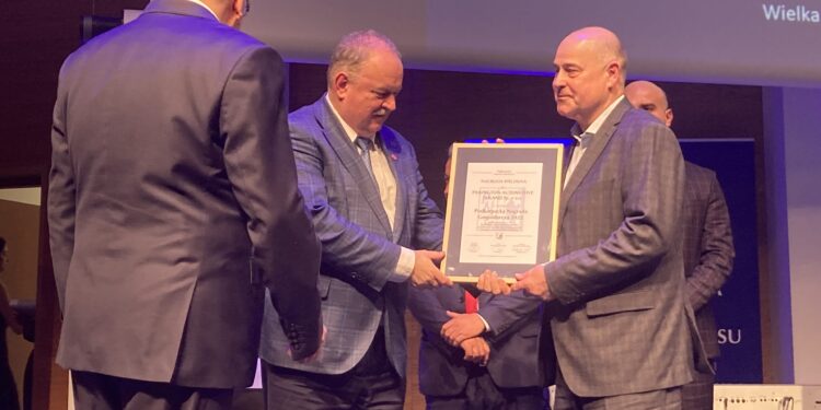 Sandomierz, Tarnobrzeg: Podkarpacka Nagroda Gospodarcza 2022 dla Pilkington Automotive Poland.